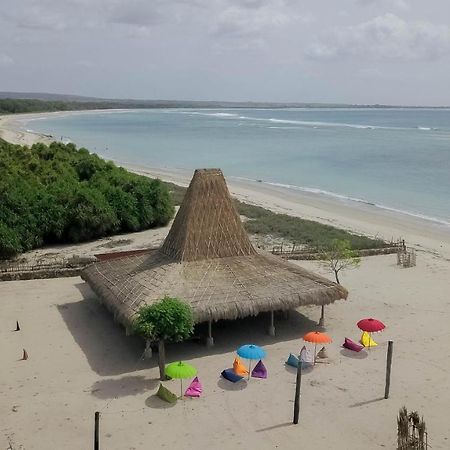 Costa Beach Resort & Club Waingapu Εξωτερικό φωτογραφία