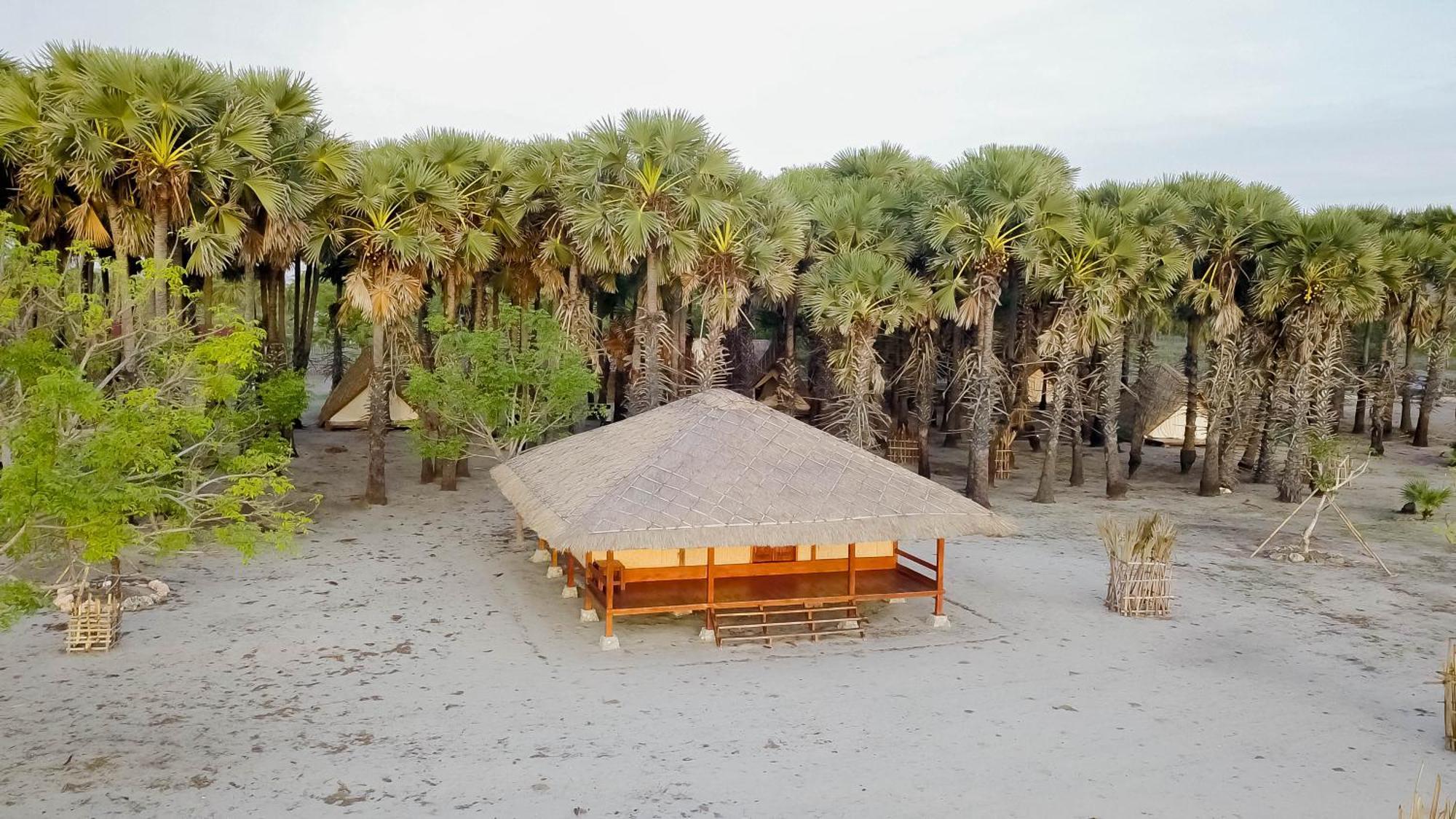 Costa Beach Resort & Club Waingapu Εξωτερικό φωτογραφία