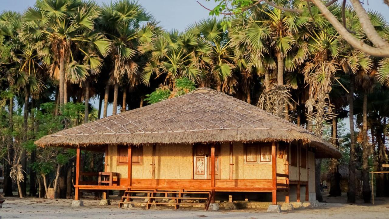 Costa Beach Resort & Club Waingapu Εξωτερικό φωτογραφία