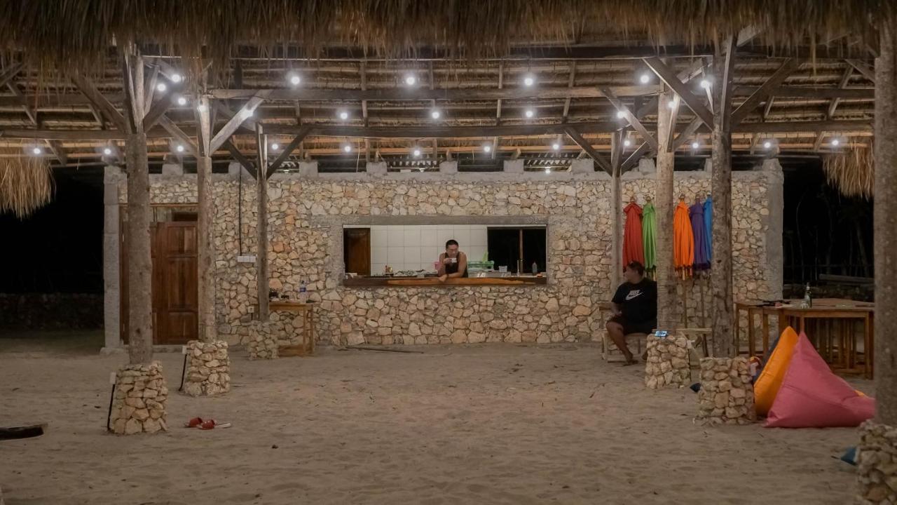 Costa Beach Resort & Club Waingapu Εξωτερικό φωτογραφία